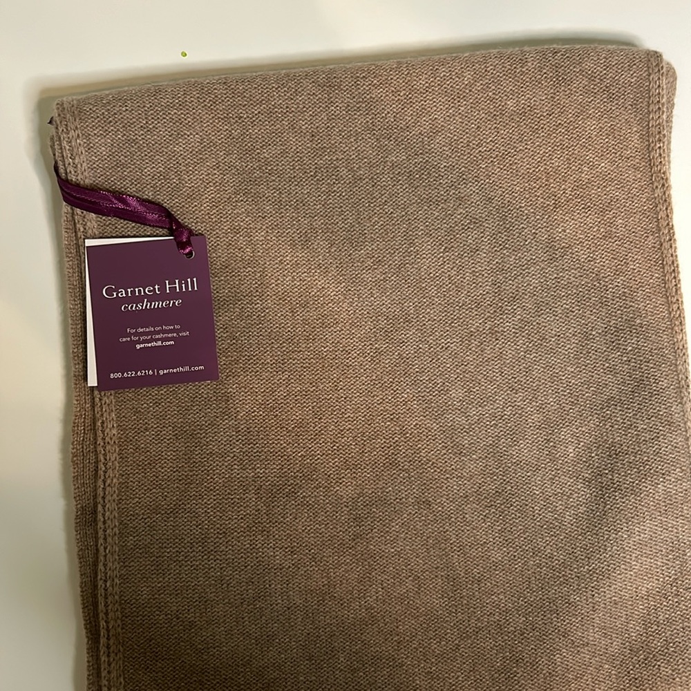 NWT Garnet Hill 100% Cashmere Scarf